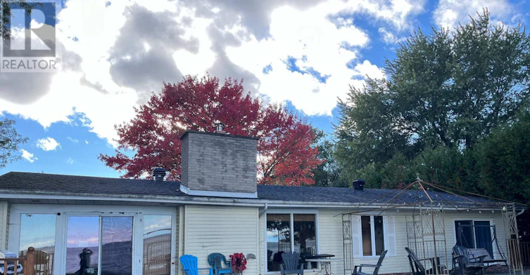 745 Harbour Street, Innisfil, ON, L0L 1W0 - 3