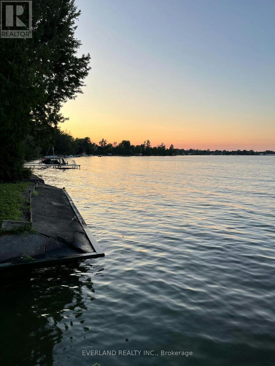 745 Harbour Street, Innisfil, ON, L0L 1W0 - 7