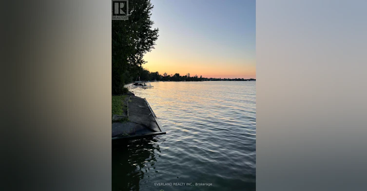 745 Harbour Street, Innisfil, ON, L0L 1W0 - 7