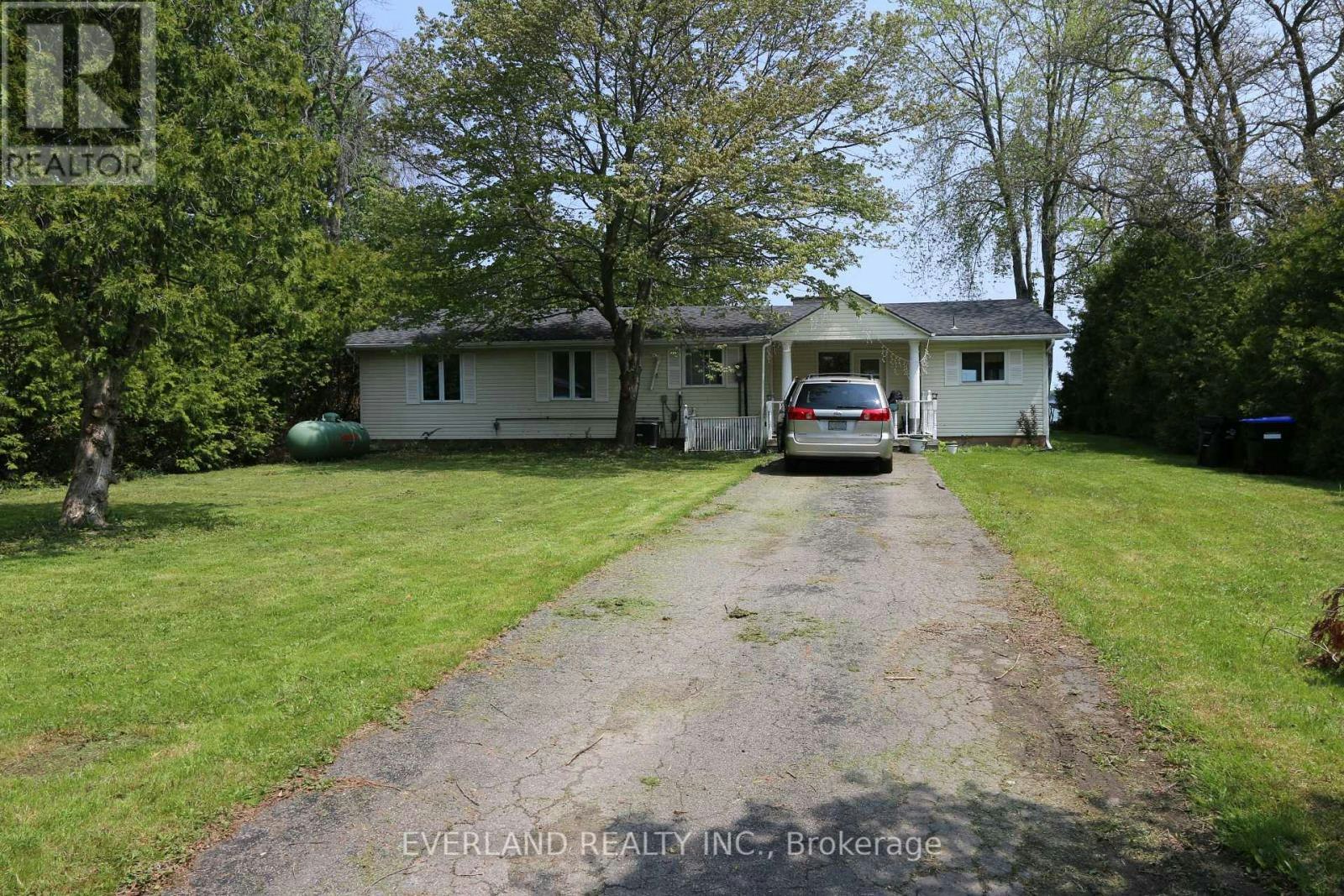 745 Harbour Street, Innisfil, ON, L0L 1W0 - 5