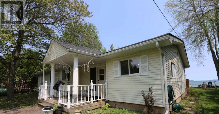745 Harbour Street, Innisfil, ON, L0L 1W0 - 2