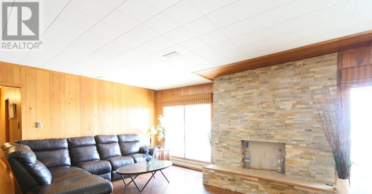 745 Harbour Street, Innisfil, ON, L0L 1W0 - 11