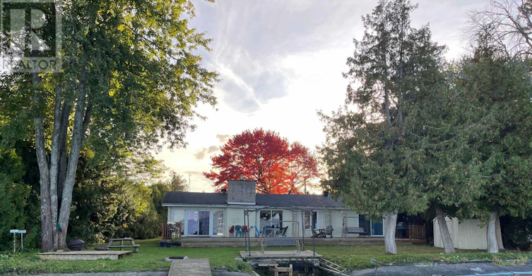 745 Harbour Street, Innisfil, ON, L0L 1W0