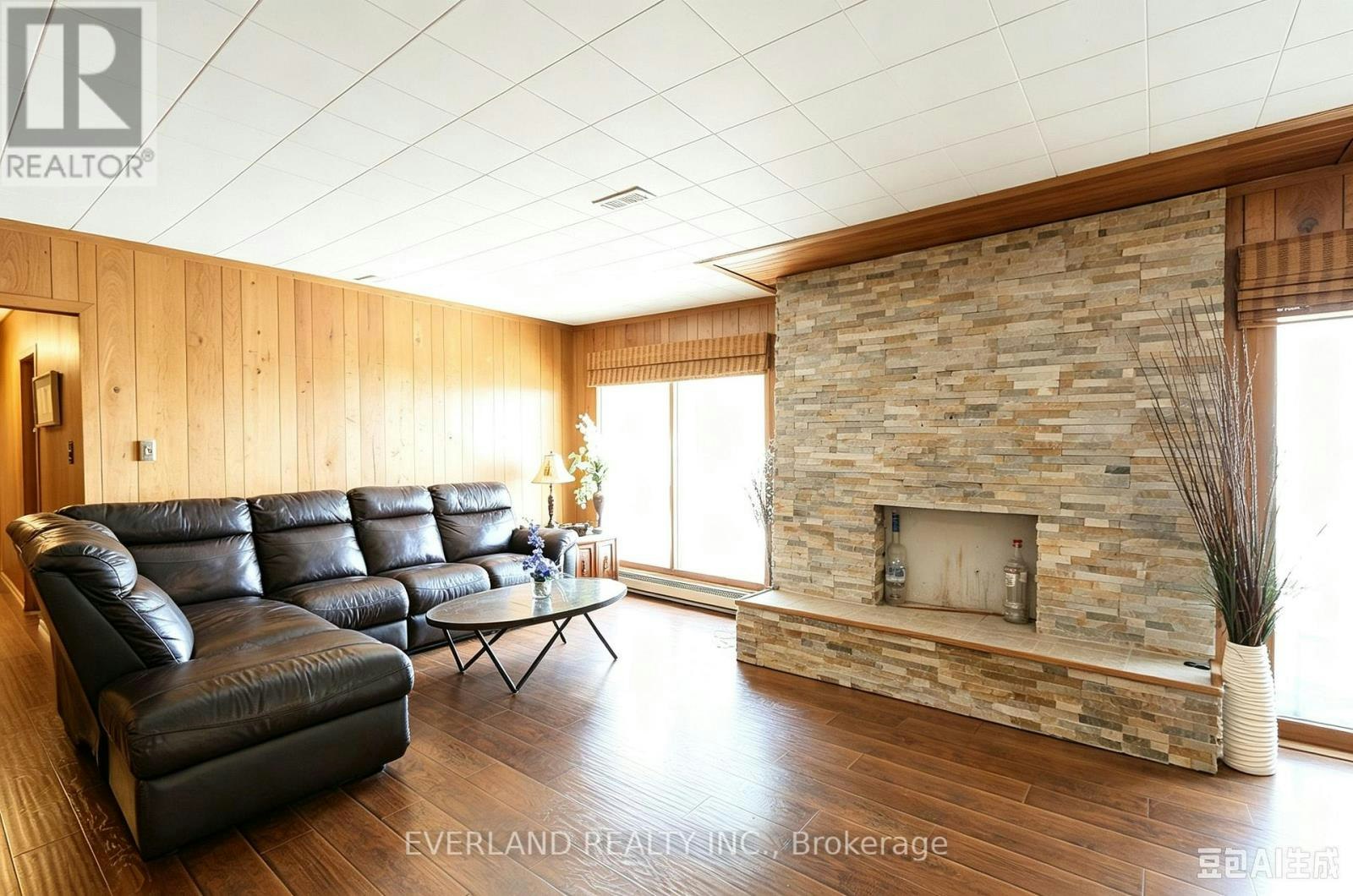 745 Harbour Street, Innisfil, ON, L0L 1W0 - 14