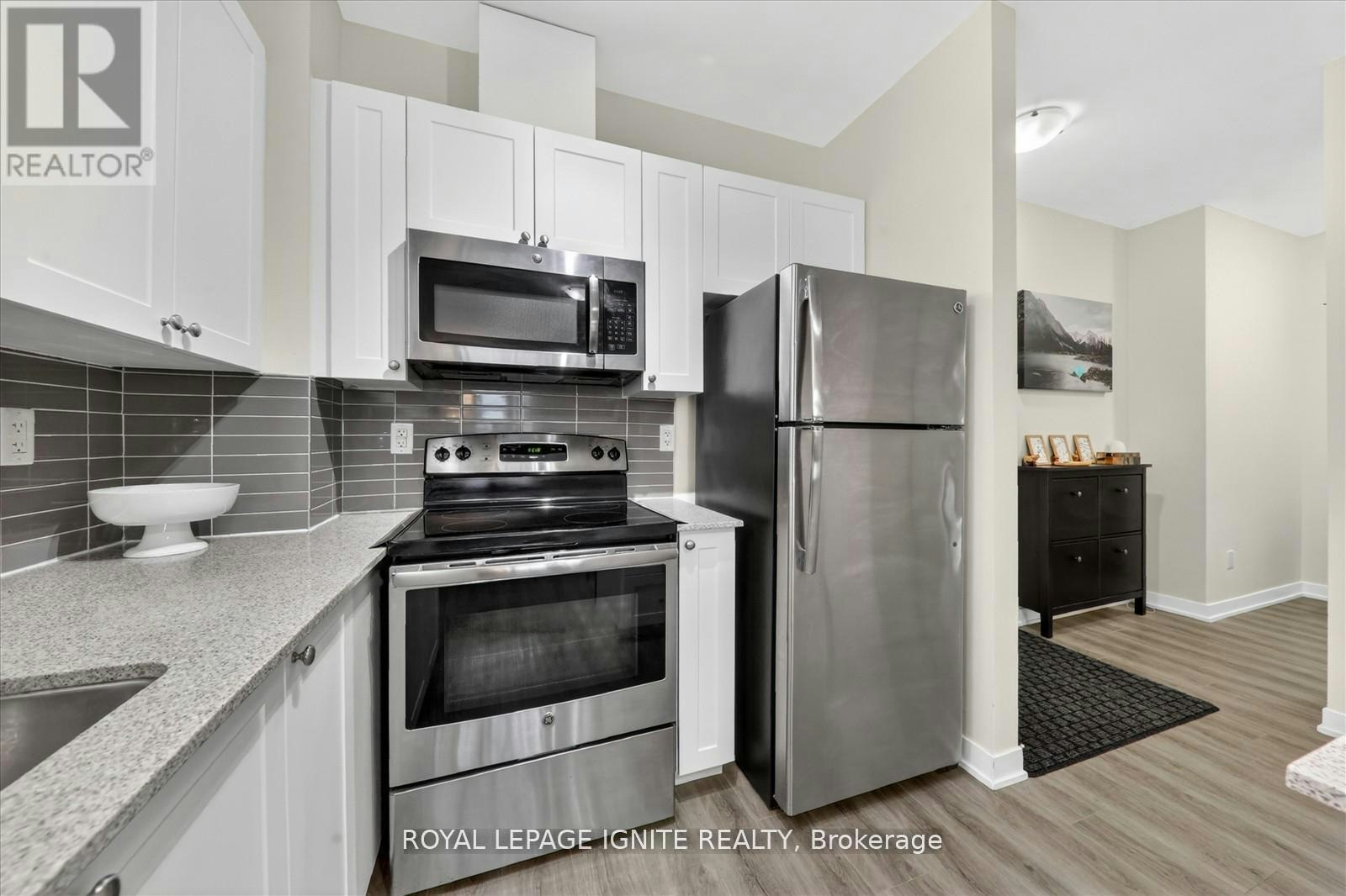 3560 St. Clair Avenue, Toronto, ON, M1K 0A9 - 12