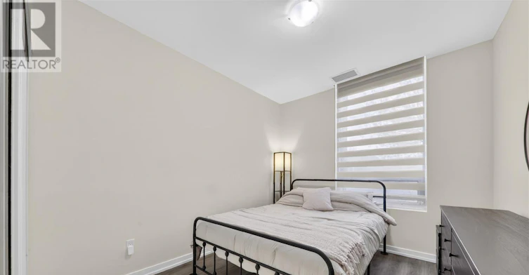 3560 St. Clair Avenue, Toronto, ON, M1K 0A9 - 21