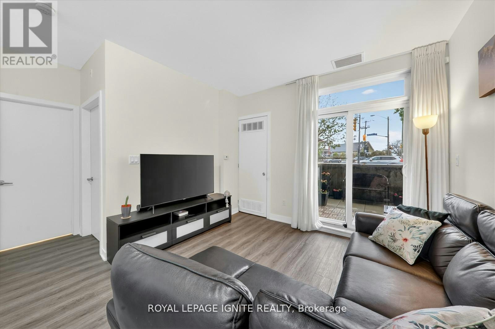 3560 St. Clair Avenue, Toronto, ON, M1K 0A9 - 14