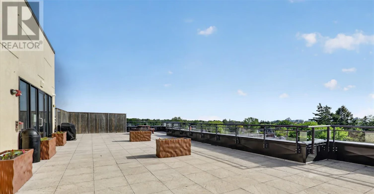 3560 St. Clair Avenue, Toronto, ON, M1K 0A9 - 35