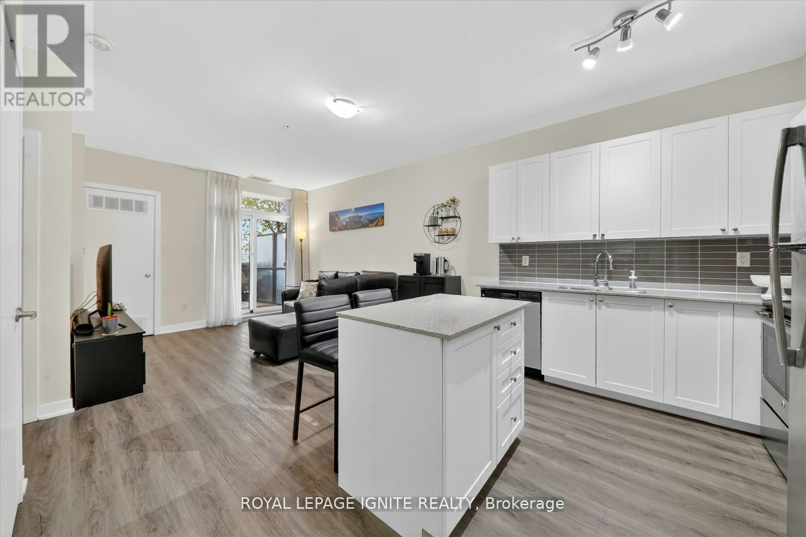 3560 St. Clair Avenue, Toronto, ON, M1K 0A9 - 7