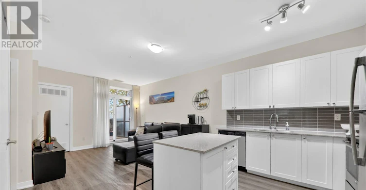 3560 St. Clair Avenue, Toronto, ON, M1K 0A9 - 7