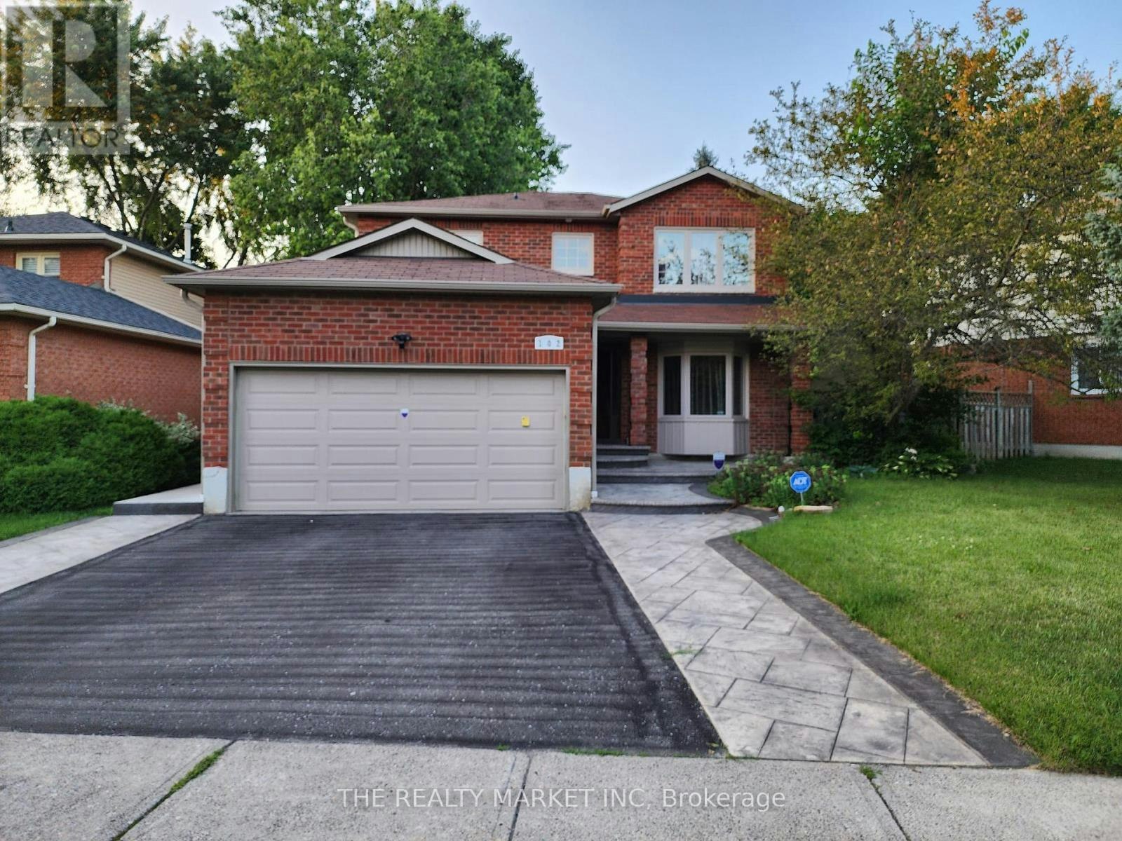ROOM-102 William Stephenson Drive, Whitby, ON, L1N 8T1