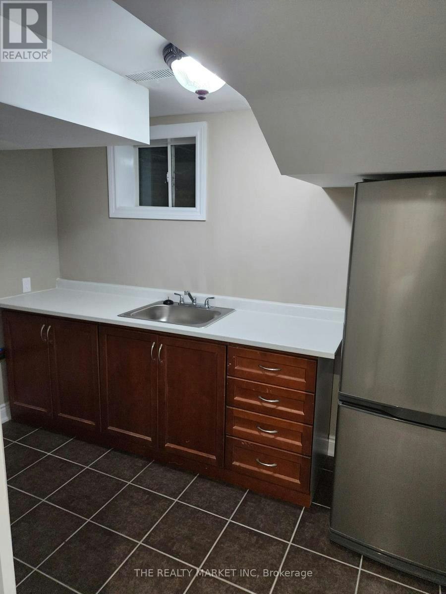 ROOM-102 William Stephenson Drive, Whitby, ON, L1N 8T1 - 13