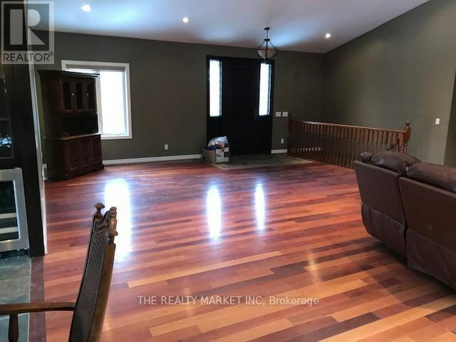 UPPER LEVEL - 383206-20 Side Road, Amaranth, ON, L9W 3X6 - 4