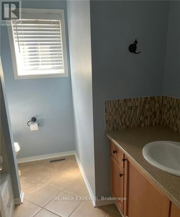 MAIN-144 Meadowoak Crescent, London, ON, N6H 5R9 - 14