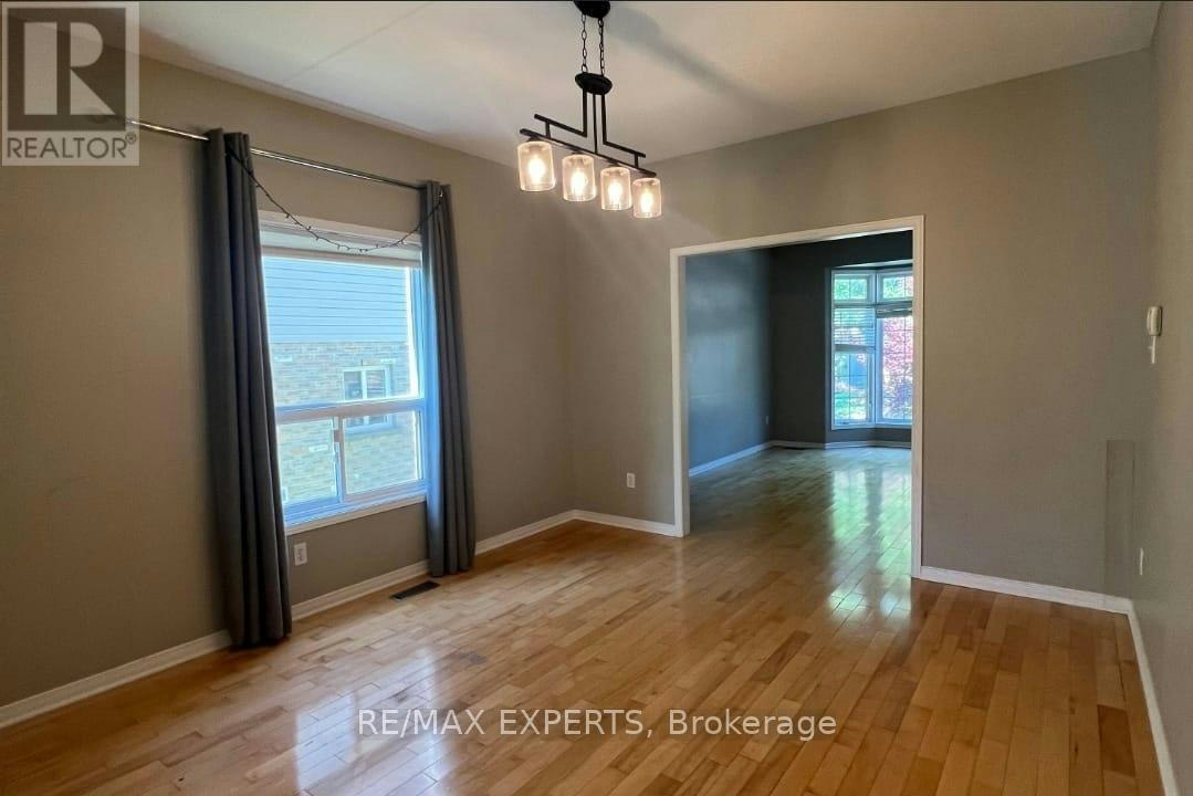 MAIN-144 Meadowoak Crescent, London, ON, N6H 5R9 3