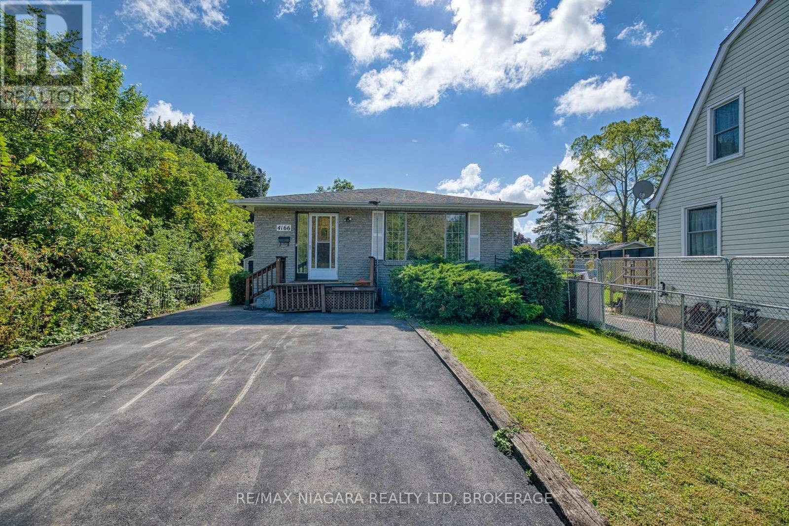 4166 Chippawa Parkway, Niagara Falls, ON, L2G 6E5