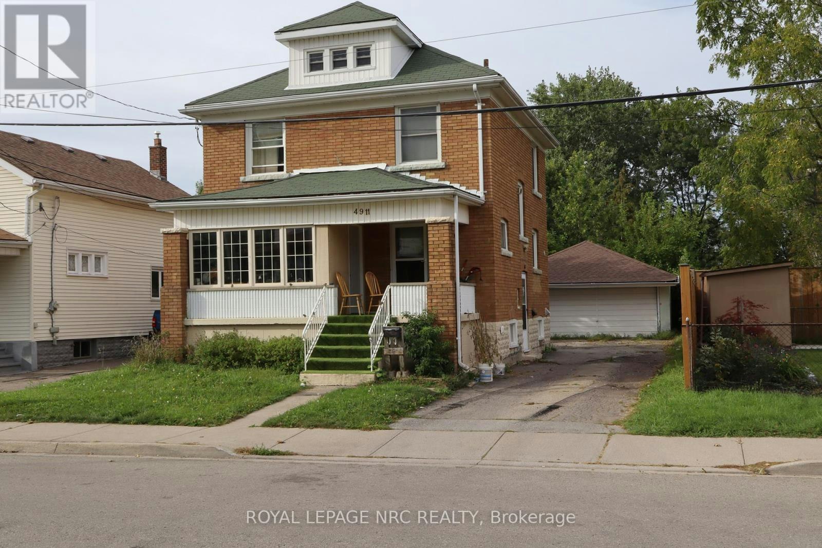 4911 Maple Street, Niagara Falls, ON, L2E 2M6