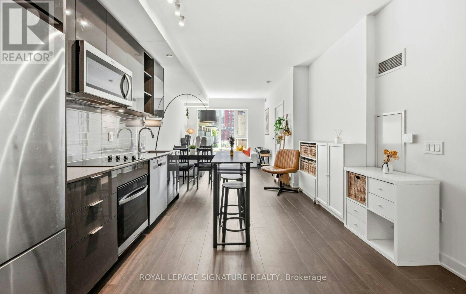 427-543 Richmond Street W, Toronto, ON, M5V 0W9