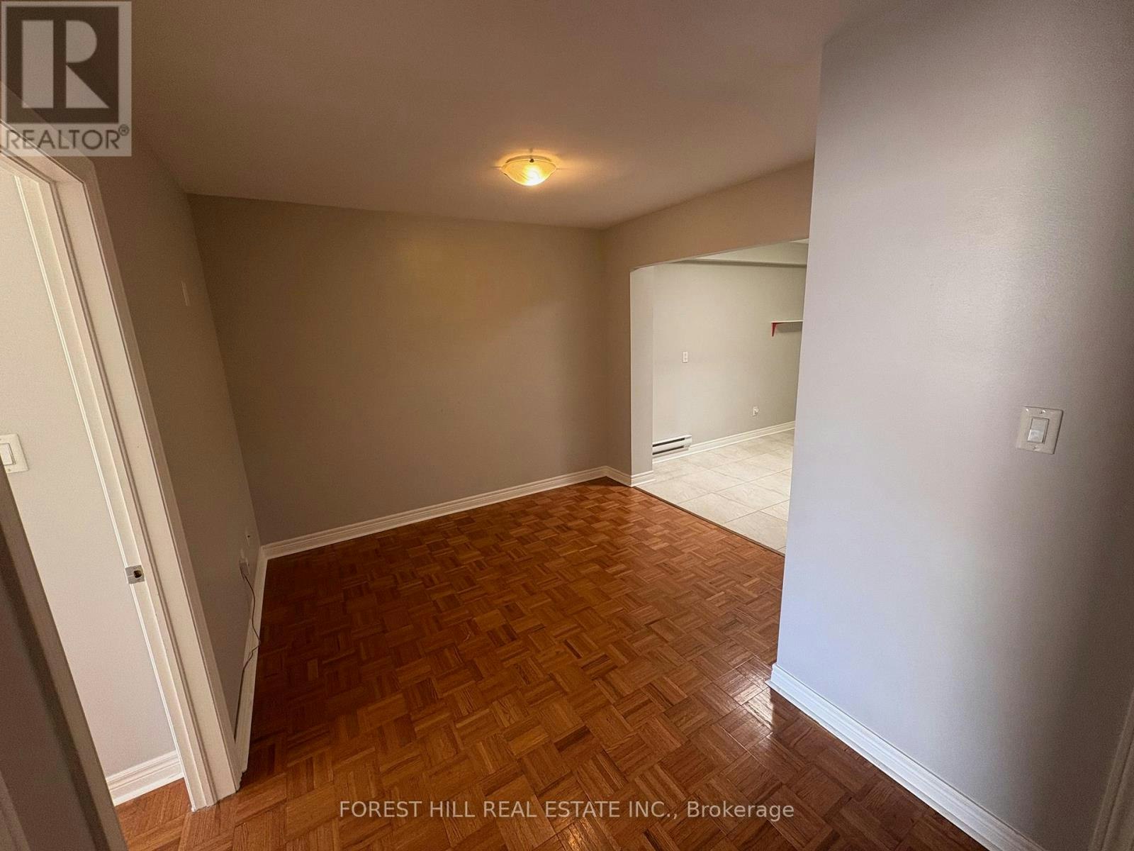 2-341 Lakeshore Road E, Oakville, ON, L6J 1J4 3
