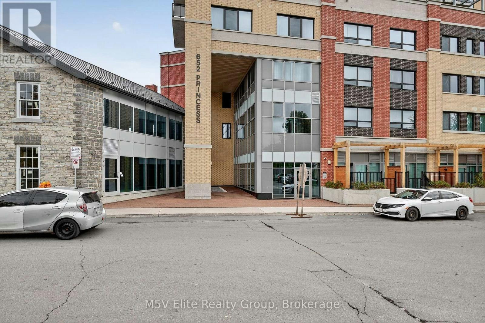 341-652 Princess Street, Kingston, ON, K7L 3Z9 - 2