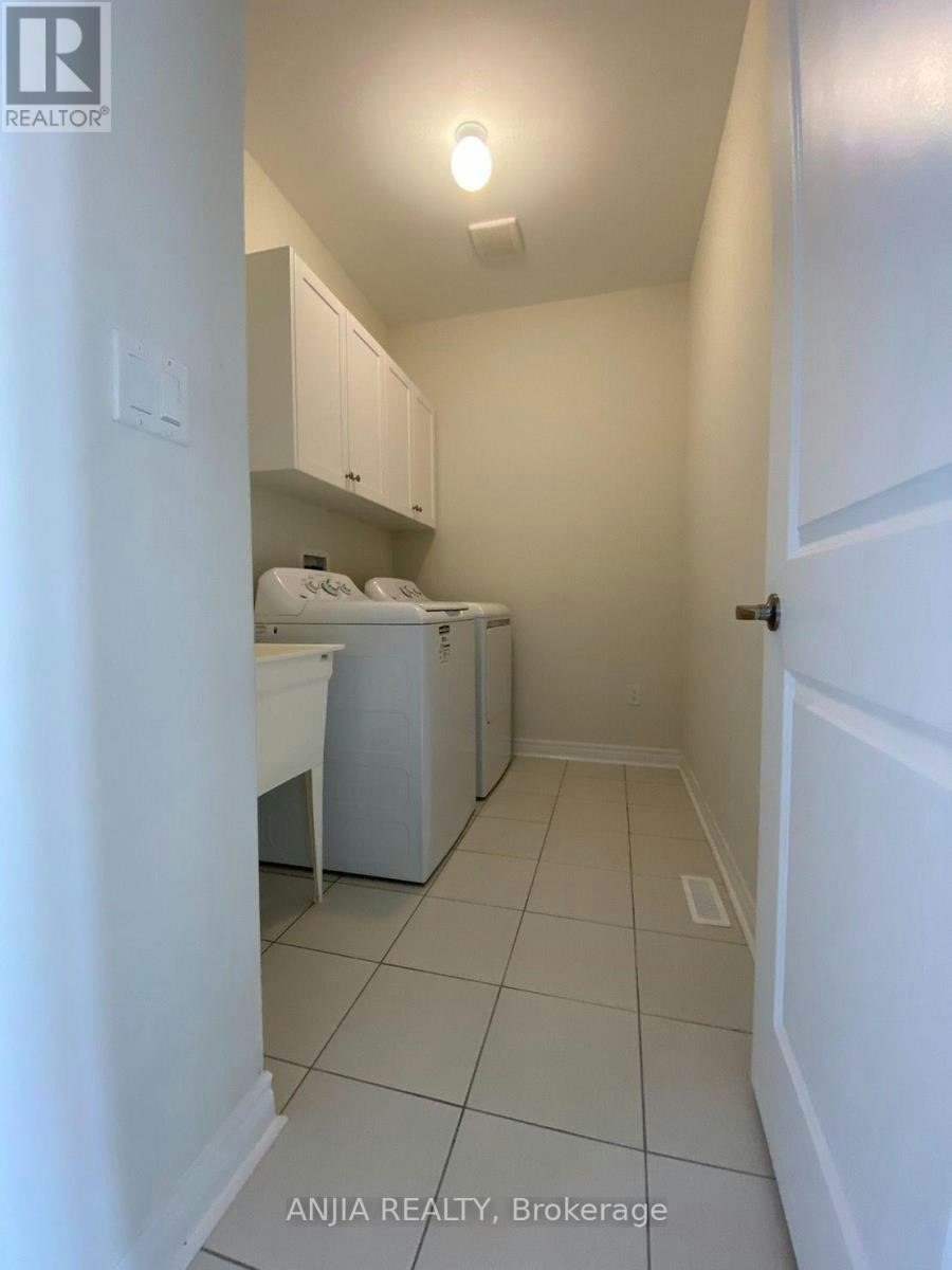 41 Ducharme Drive, Richmond Hill, ON, L4S 0J3 - 12