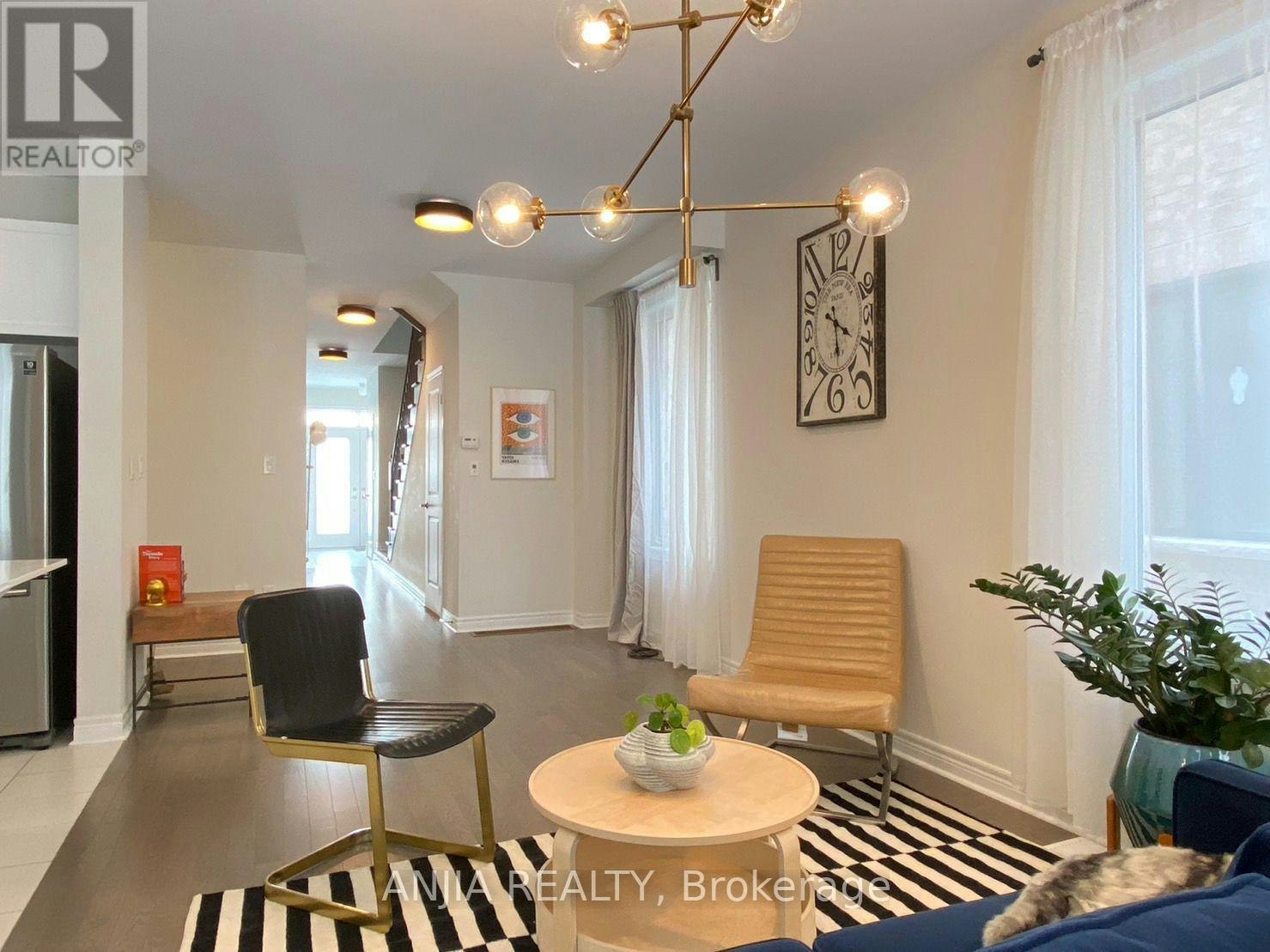41 Ducharme Drive, Richmond Hill, ON, L4S 0J3 - 3
