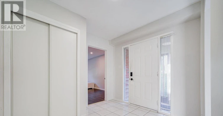 2032 Glenada Crescent, Oakville, ON, L6H 4M5 - 2