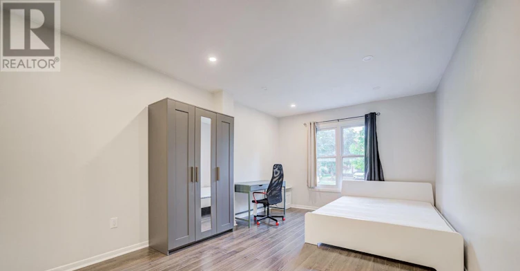 2032 Glenada Crescent, Oakville, ON, L6H 4M5 - 4