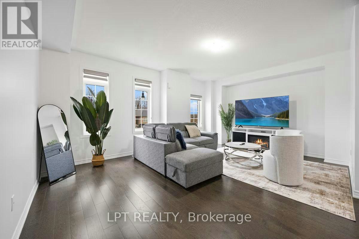 341 Remembrance Road, Brampton, ON, L7A 4X5 - 3