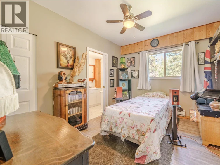 5975 Little Fort 24 Highway, Lone Butte, BC, V0K 1X0 - 18