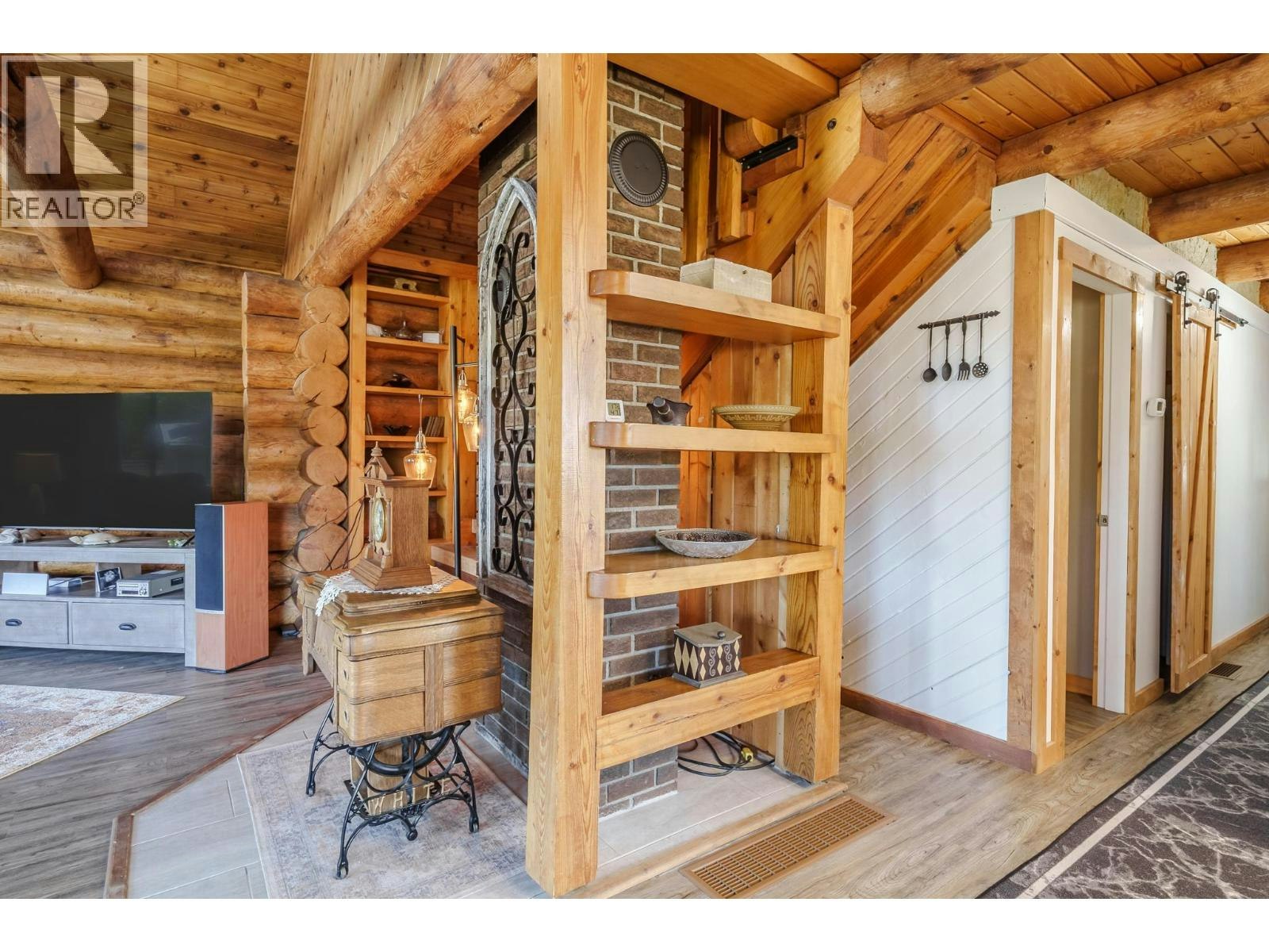5975 Little Fort 24 Highway, Lone Butte, BC, V0K 1X0 - 14