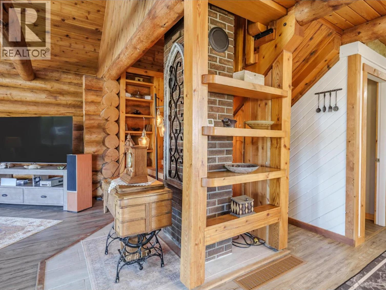 5975 Little Fort 24 Highway, Lone Butte, BC, V0K 1X0 - 14