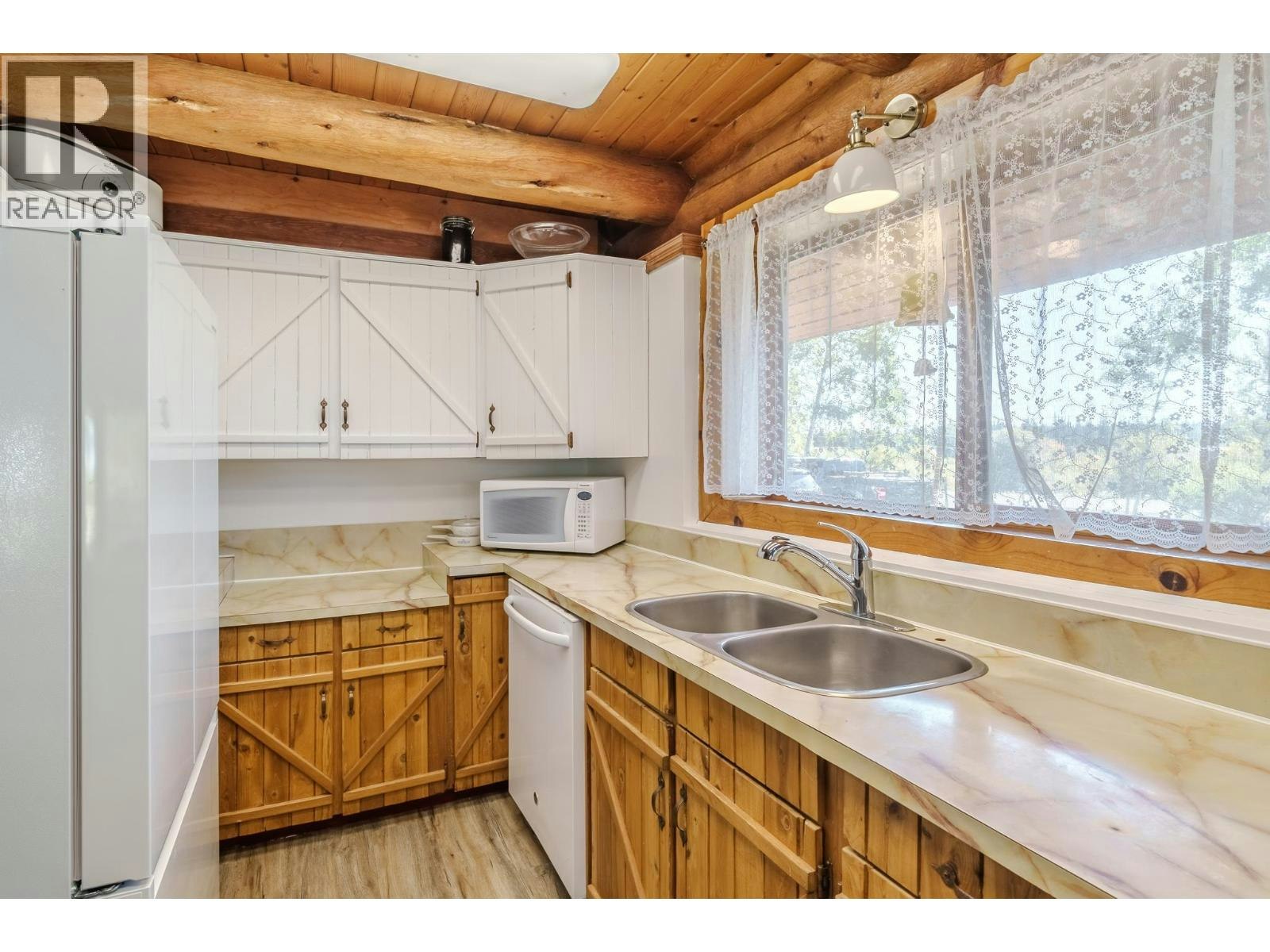 5975 Little Fort 24 Highway, Lone Butte, BC, V0K 1X0 - 6