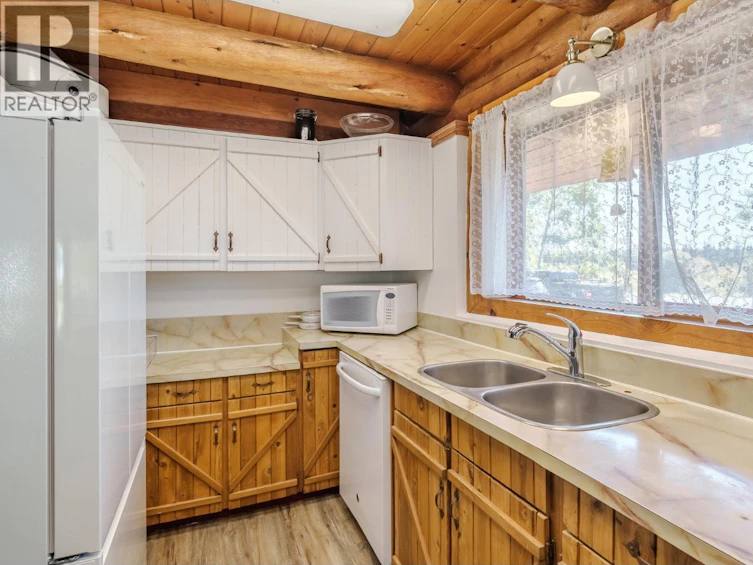 5975 Little Fort 24 Highway, Lone Butte, BC, V0K 1X0 - 6