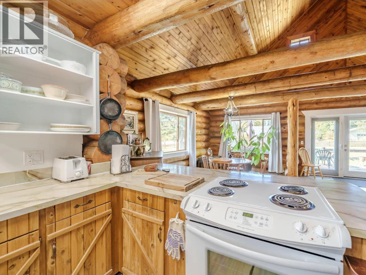 5975 Little Fort 24 Highway, Lone Butte, BC, V0K 1X0 - 7