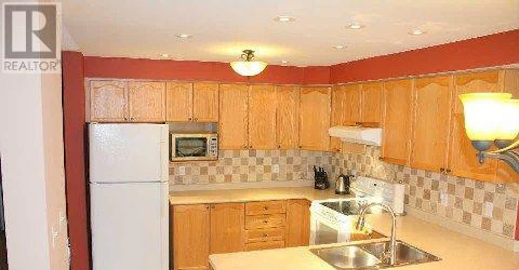 16 Steamer Drive, Whitby, ON, L1N 9X6 - 4