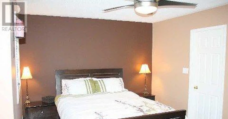 16 Steamer Drive, Whitby, ON, L1N 9X6 - 9
