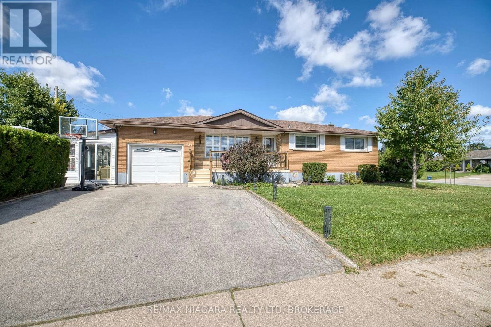 121 Garon Avenue, Welland, ON, L3B 1B7