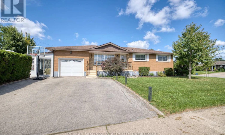 121 Garon Avenue