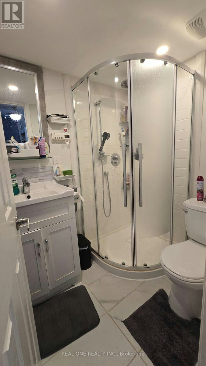 B-58 Closs Square, Aurora, ON, L4G 5H6 - 7