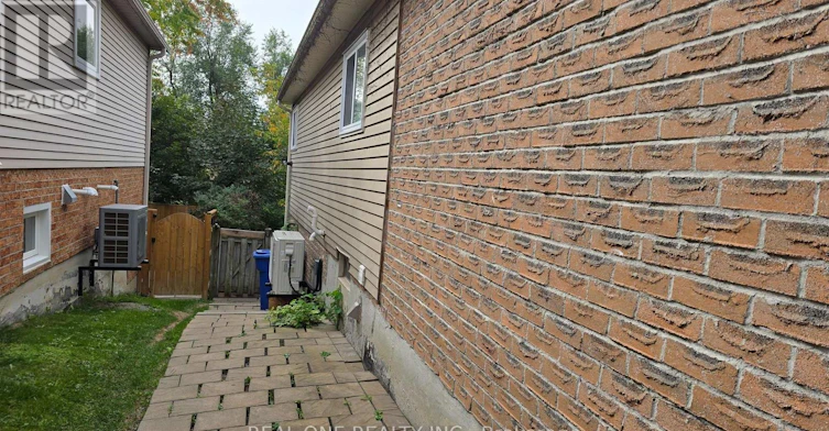 B-58 Closs Square, Aurora, ON, L4G 5H6 - 18