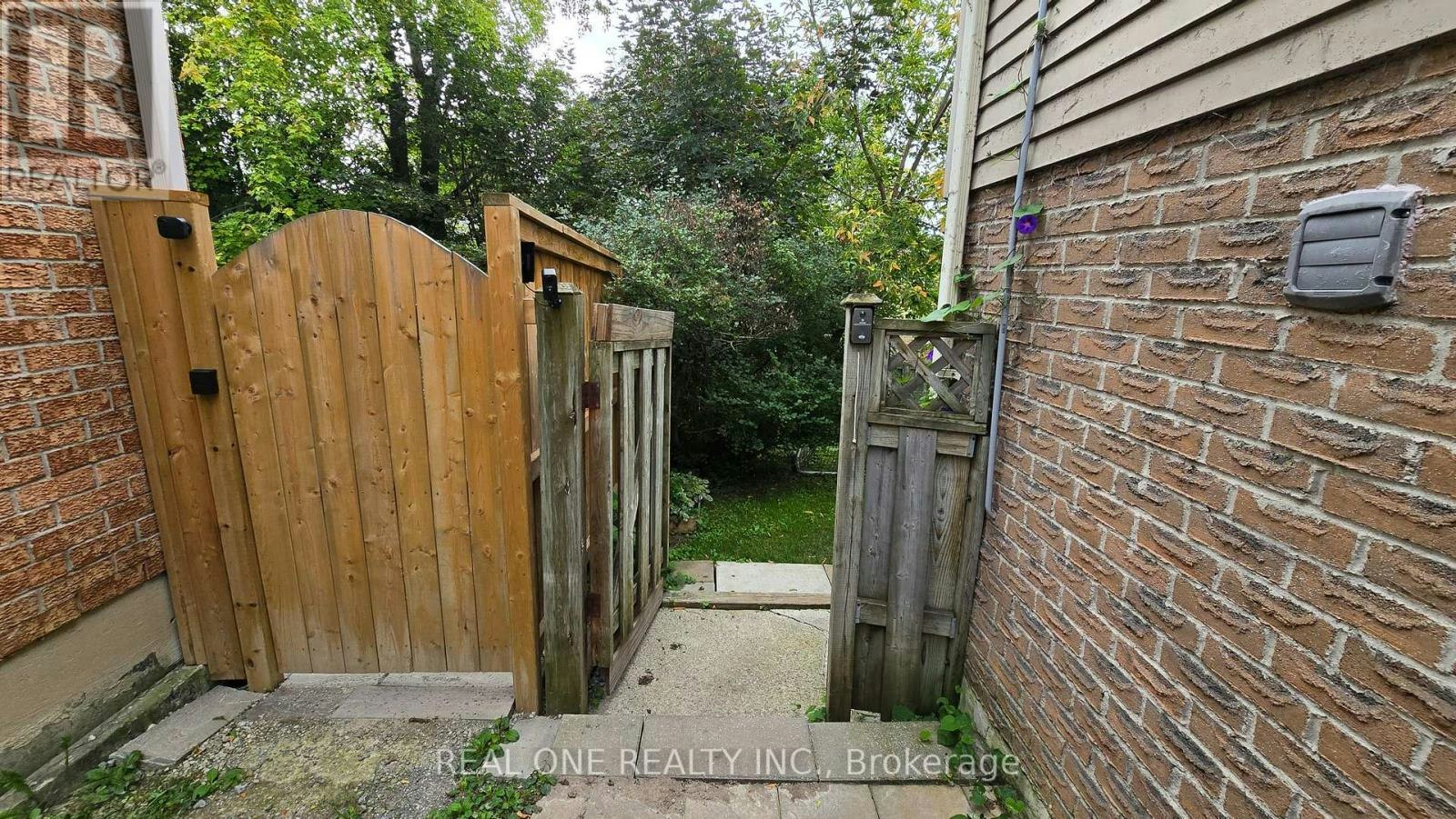 B-58 Closs Square, Aurora, ON, L4G 5H6 - 20
