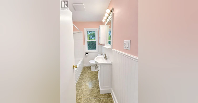UPPER LEVEL-638 Tennent Avenue, London, ON, N5X 1L6 - 6