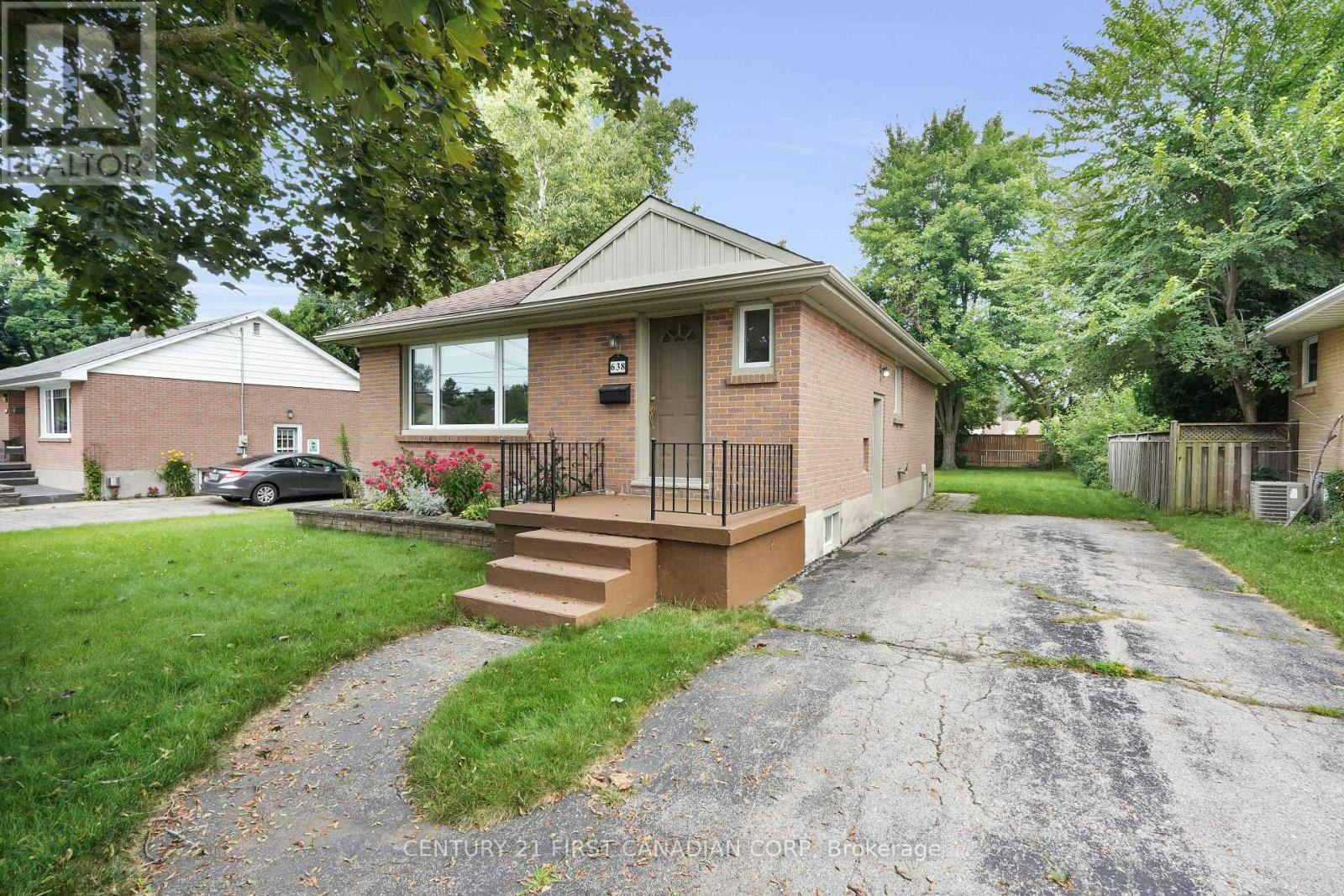 UPPER LEVEL-638 Tennent Avenue, London, ON, N5X 1L6 - 12