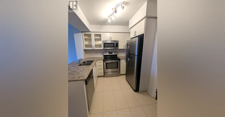 621-75 Norman Bethune Avenue, Richmond Hill, ON, L4B 0B6 - 2