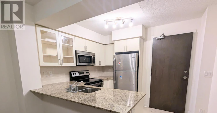 621-75 Norman Bethune Avenue, Richmond Hill, ON, L4B 0B6 - 3