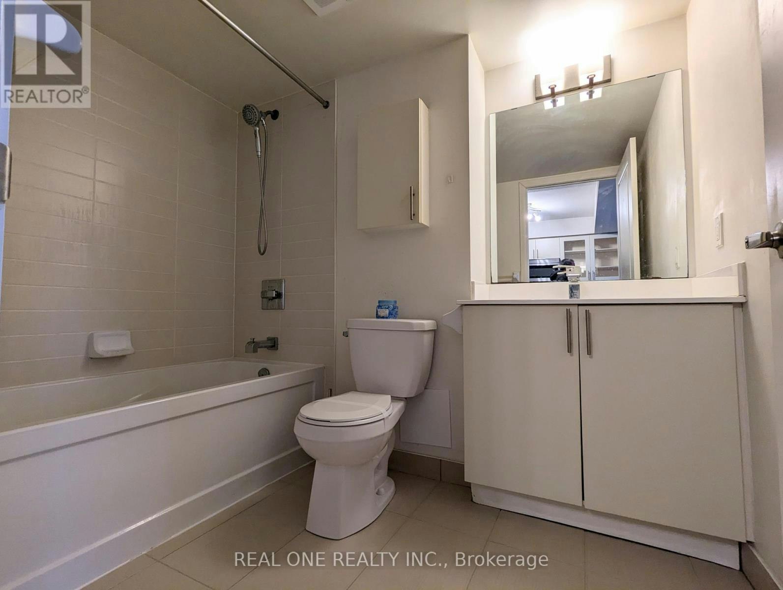 621-75 Norman Bethune Avenue, Richmond Hill, ON, L4B 0B6 - 6