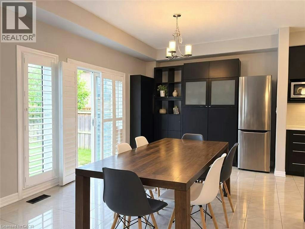 323 Sweet Gale Street, Waterloo, ON, N2V 0B3 - 2