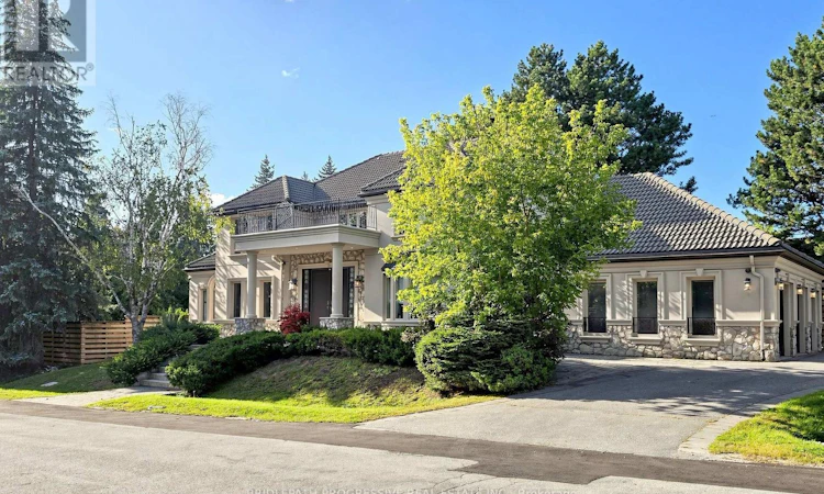 2 Thornlea Court