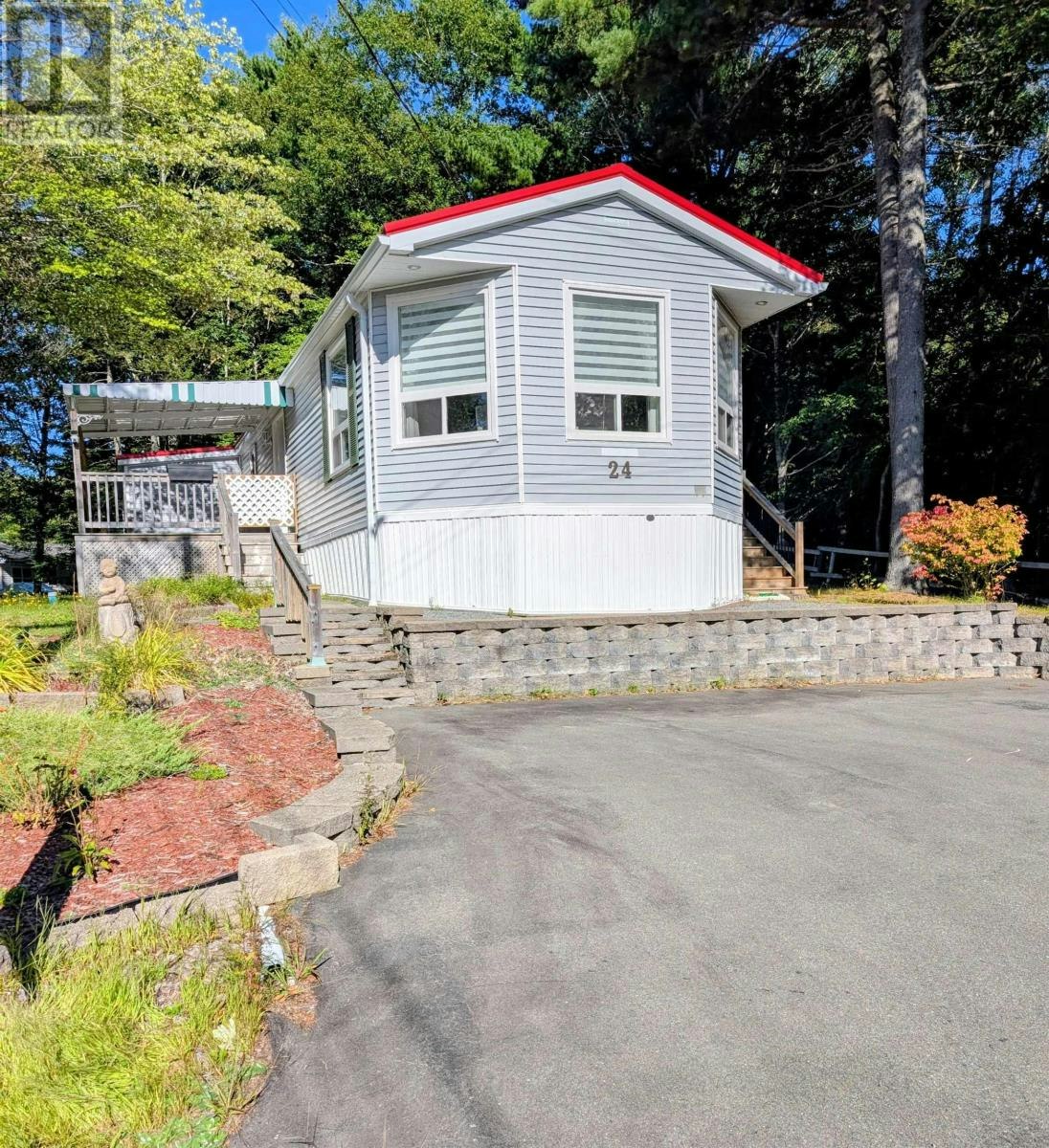 24 Autumn Street, Bridgewater, NS, B4V 3Z9